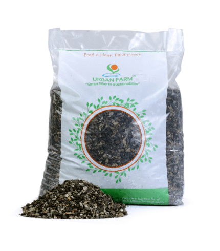 washed cinder packed in plastic pouch